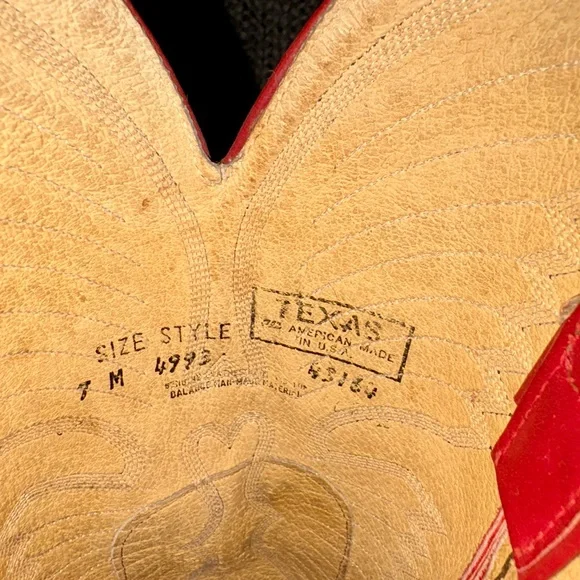 Vintage Red Leather TEXAS CowboyBoots S7, Signed by country legend Marty Stuart - Picture 10 of 13